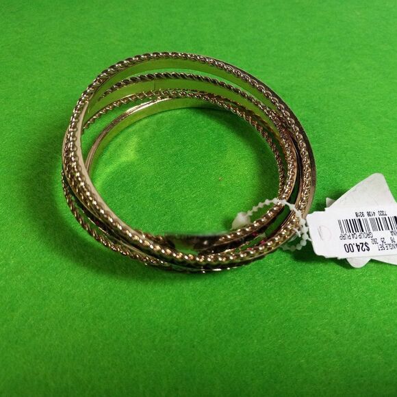 NWT Multiple Bangle Set (6) - Picture 3 of 5